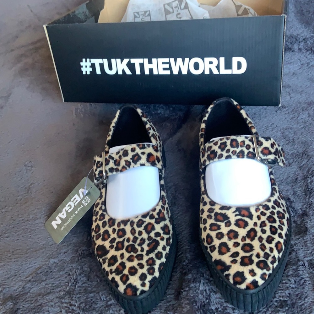 T•U•K Shoes